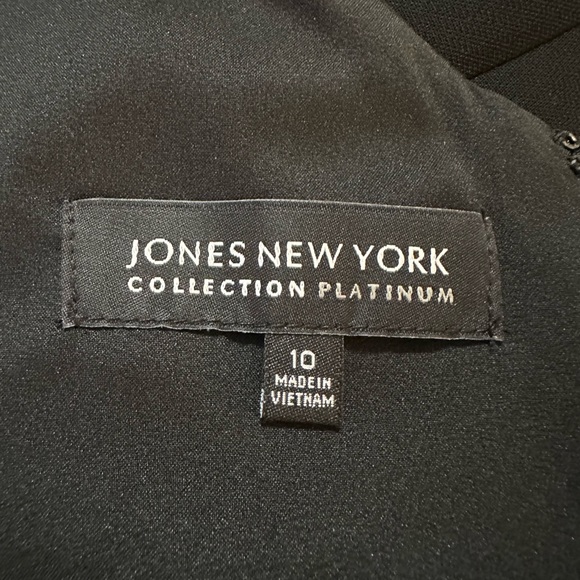 Jones New York Collection Platinum Black Sleeveless V-Neck Dress, Size 10 - Picture 5 of 7